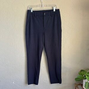 Cabi navy dress pant with white pattern specs size‎ 6 soft and stretchy